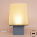 Lampă sculpturala Clarit - detaliu jocuri lumină geometrice