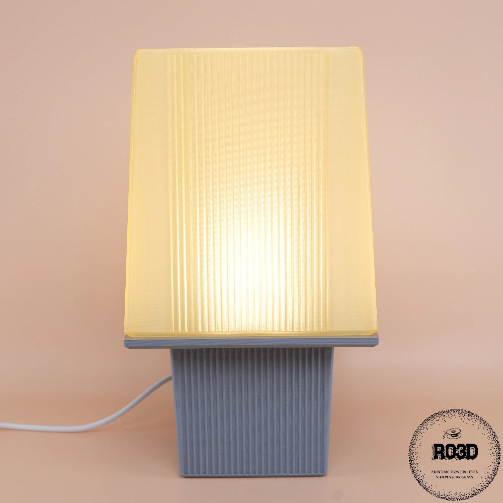 Lampă sculpturala Clarit - detaliu jocuri lumină geometrice