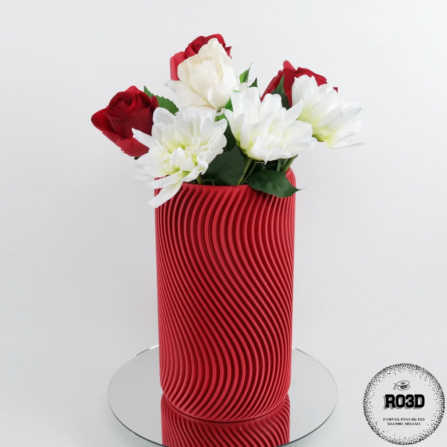 Rippled - detaliu design geometric ondulat cu linii valuri elegante, vază decorativă modernă pentru plante artificiale, RO3D