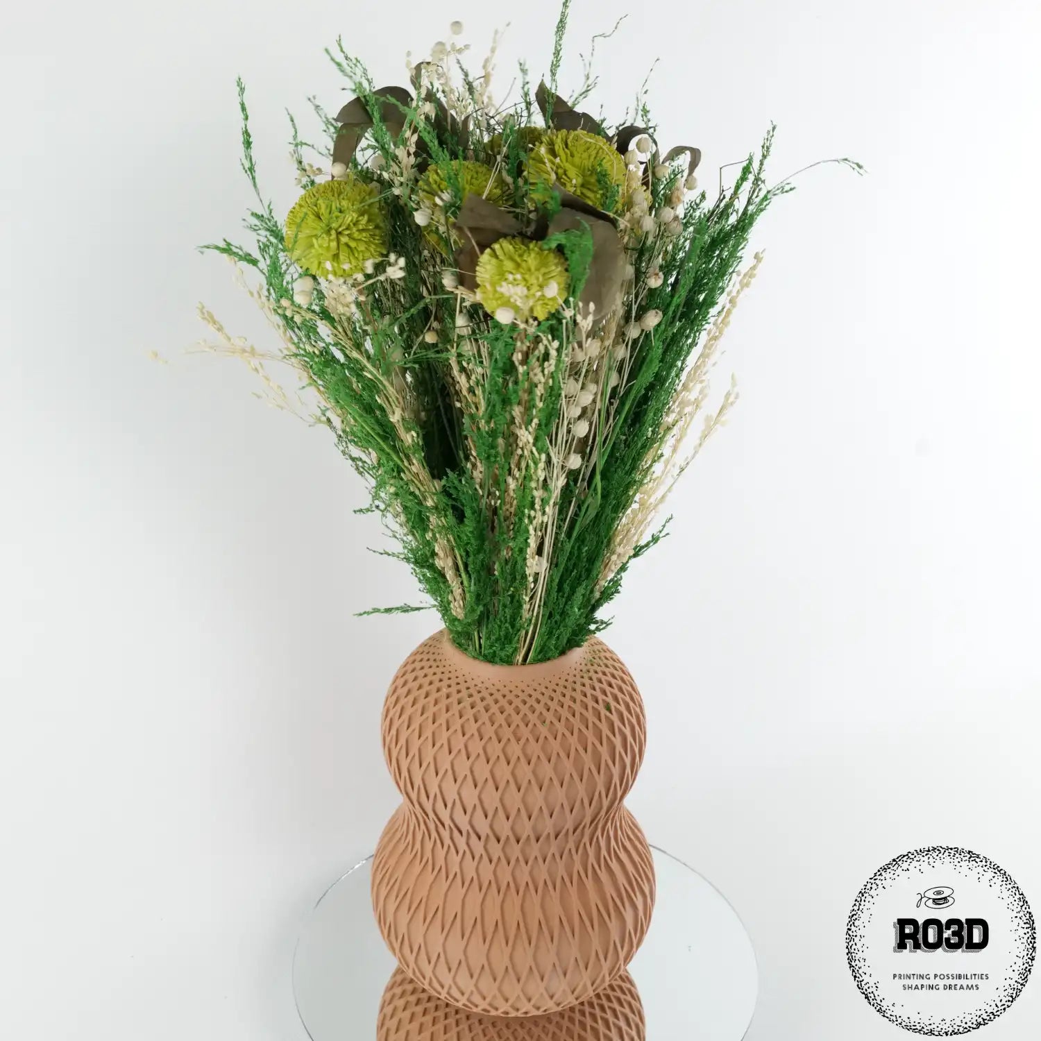 Vase Facet - detaliu design geometric fațetat cu linii angulare distinctive, vază decorativă modernă pentru plante artificiale, RO3D