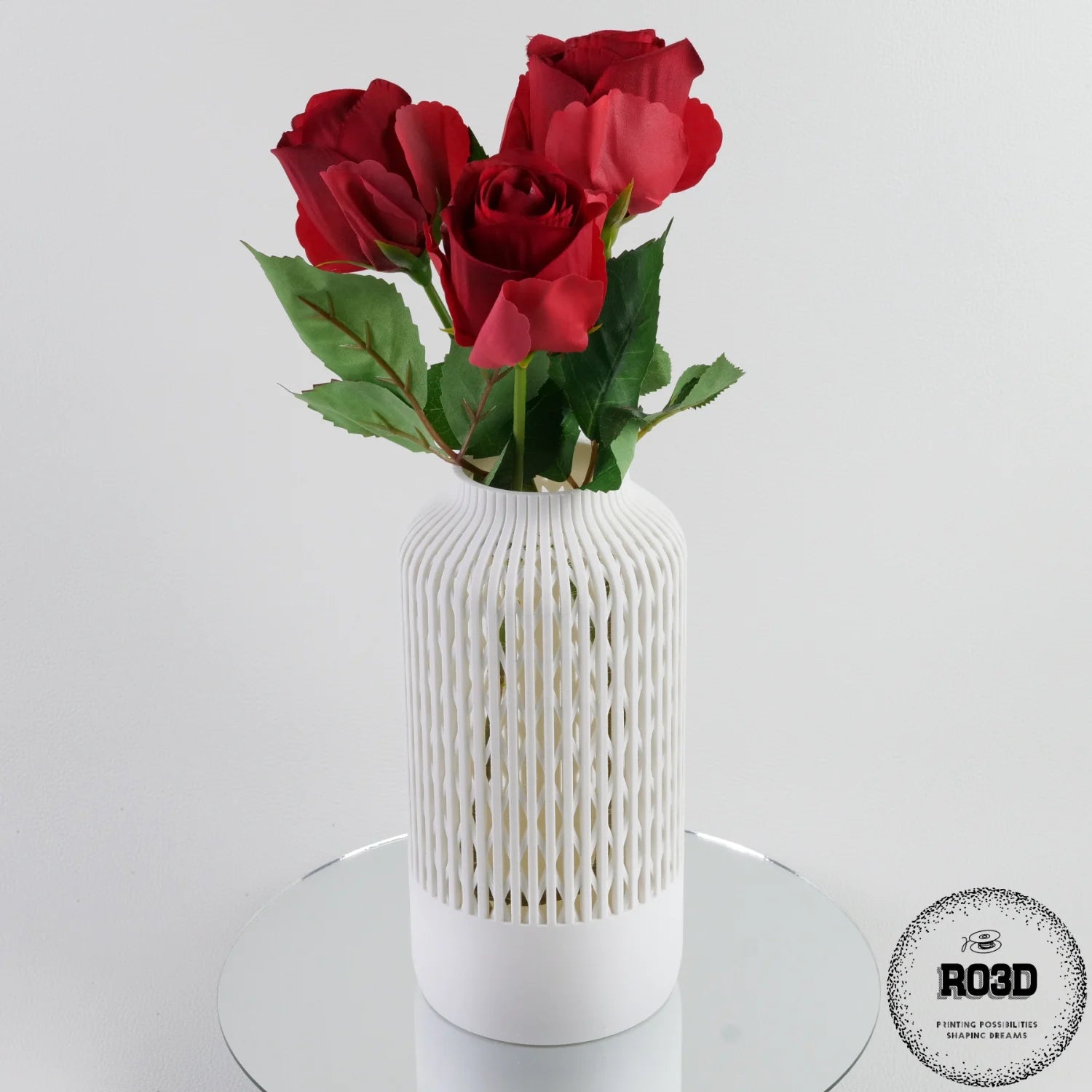Vellis - detaliu design geometric minimalist cu linii curate elegante, vază decorativă modernă pentru plante artificiale, RO3D