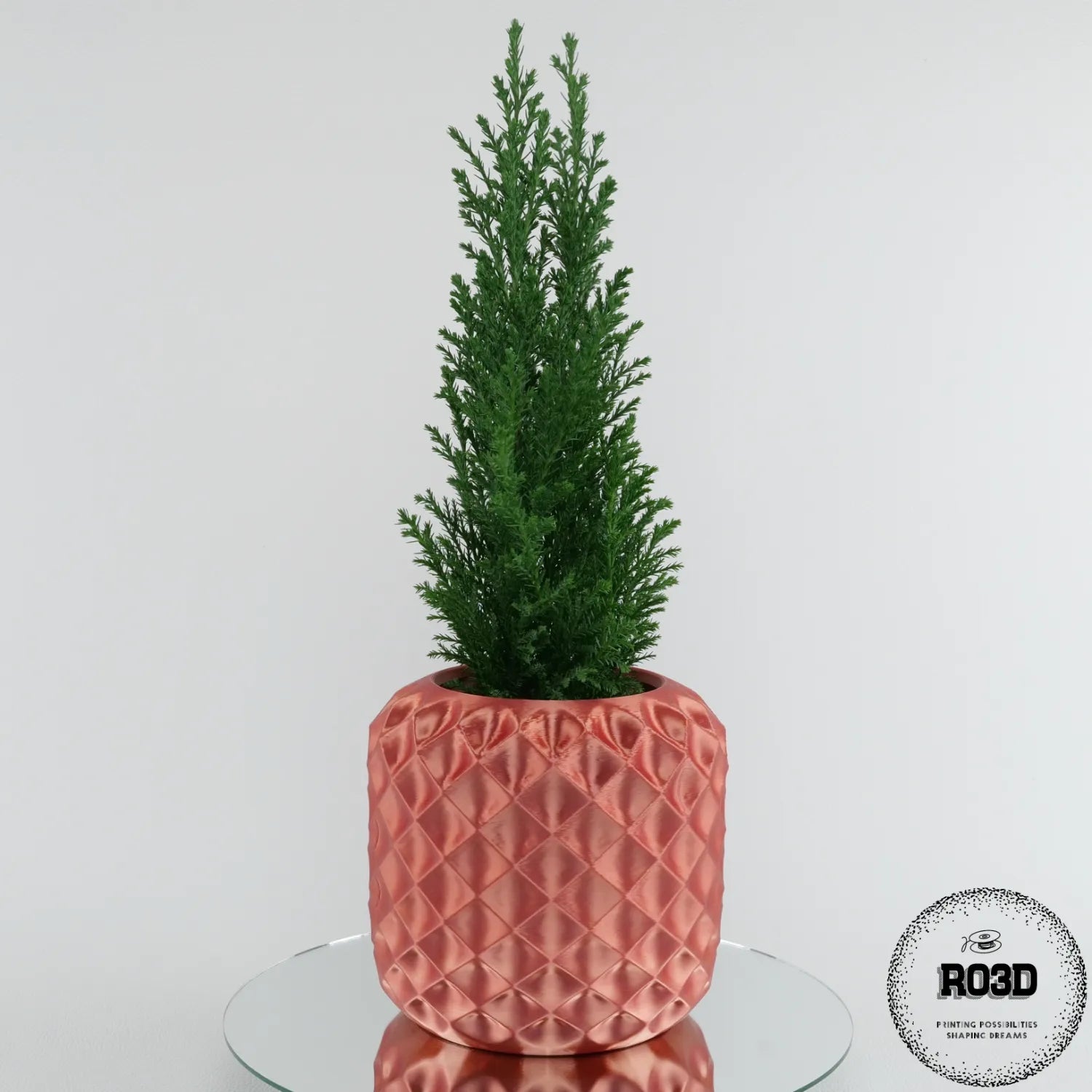 Ghiveci CrystalBloom - Ghiveci 3D Geometric Modern, vedere perspectivă cu linii CrystalBloom distinctive și suprafețe netede