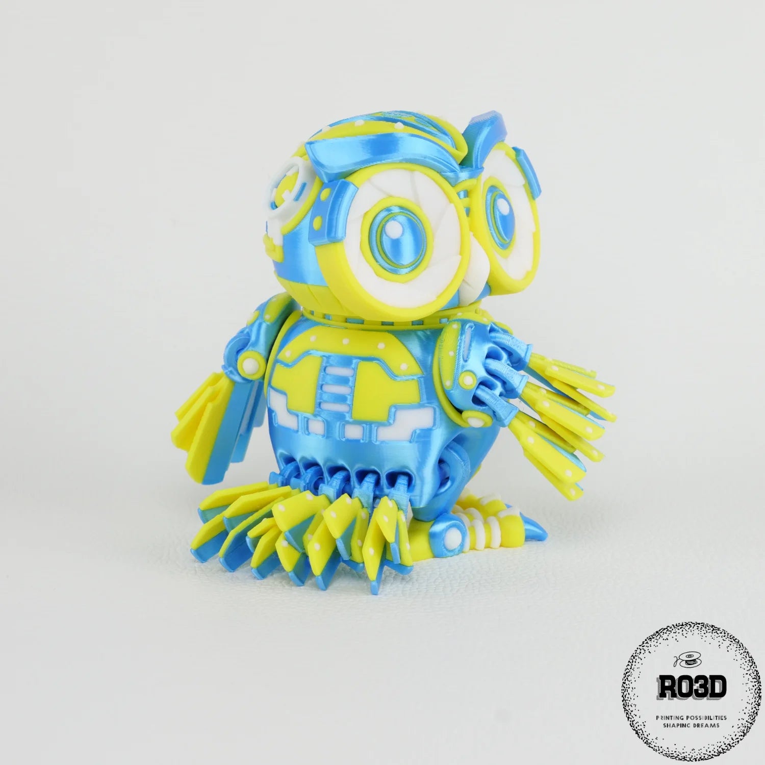 Cyber Owl - Bufniță Cyber Articulată, vedere alternativă cu articulații flexibile în poziție expresivă