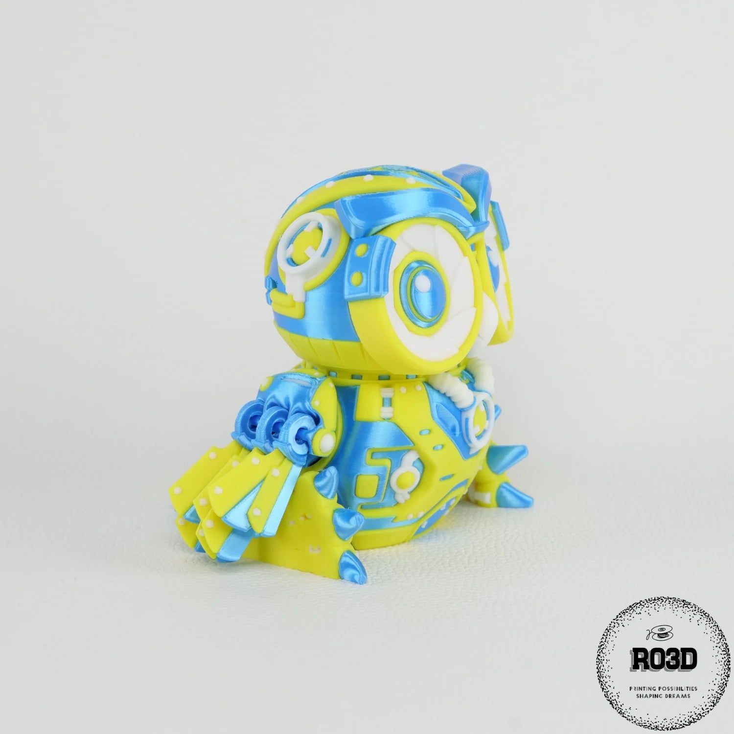 Cyber Owl - Bufniță Flexi 3D Print, vedere detaliu cu segmente articulate și finisaj precis