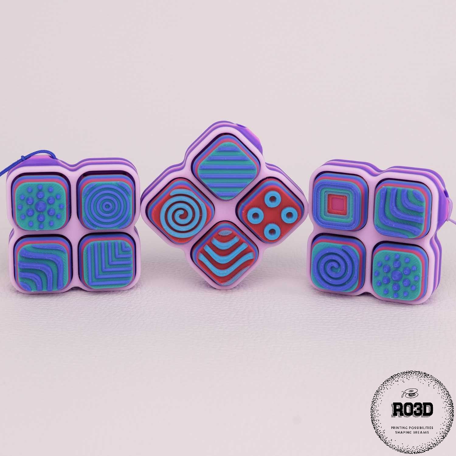 Jazzy Clickers 3D - vedere laterală design ergonomic vibrant