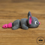 Flexi Cute Mouse șoricel articulat 3D - detaliu urechi roz mari și expresie facială adorabilă kawaii
