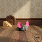 Șoricel flexi - detaliu urechi mari și coadă articulată