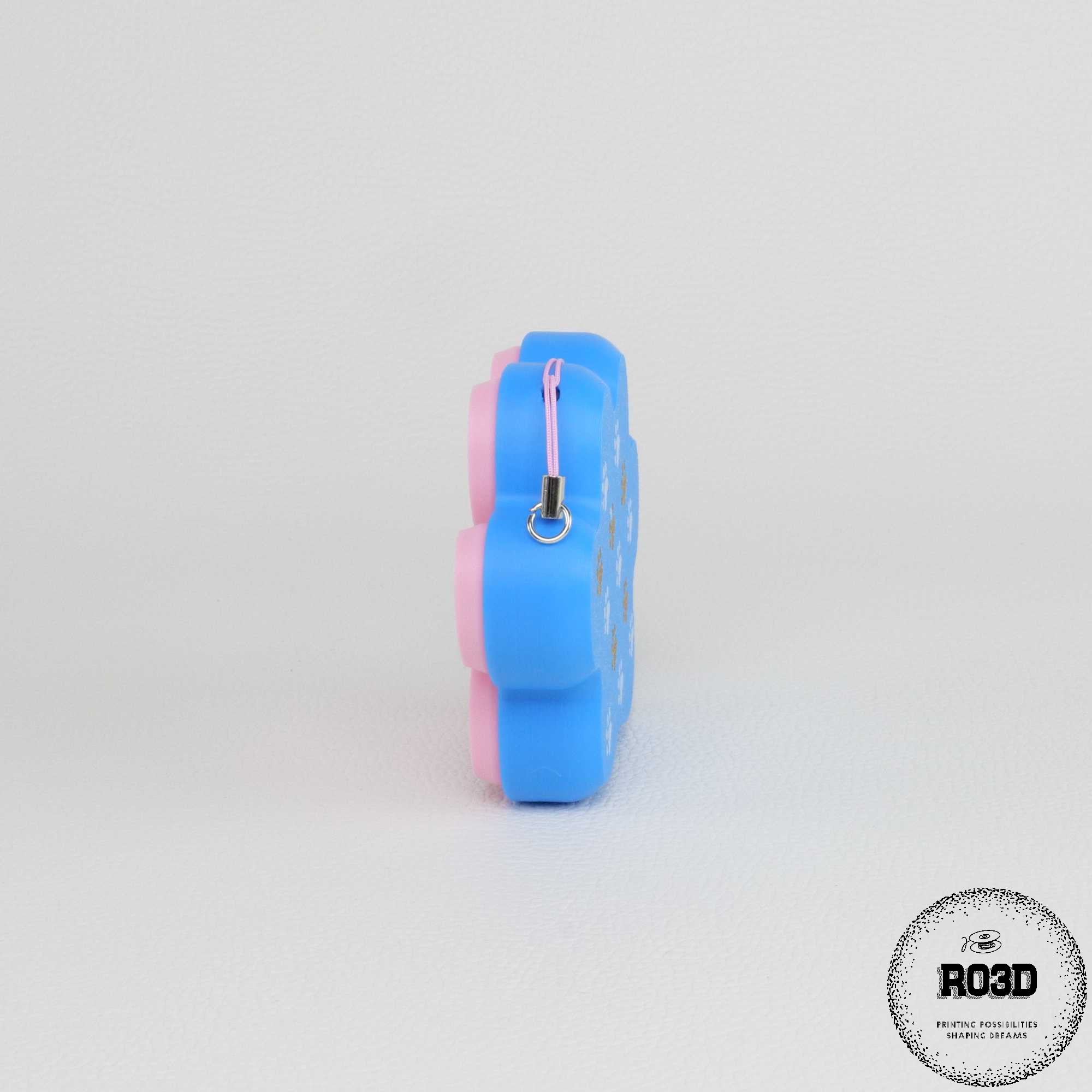 Clicky Paw 3D - vedere laterală design ergonomic adorabil