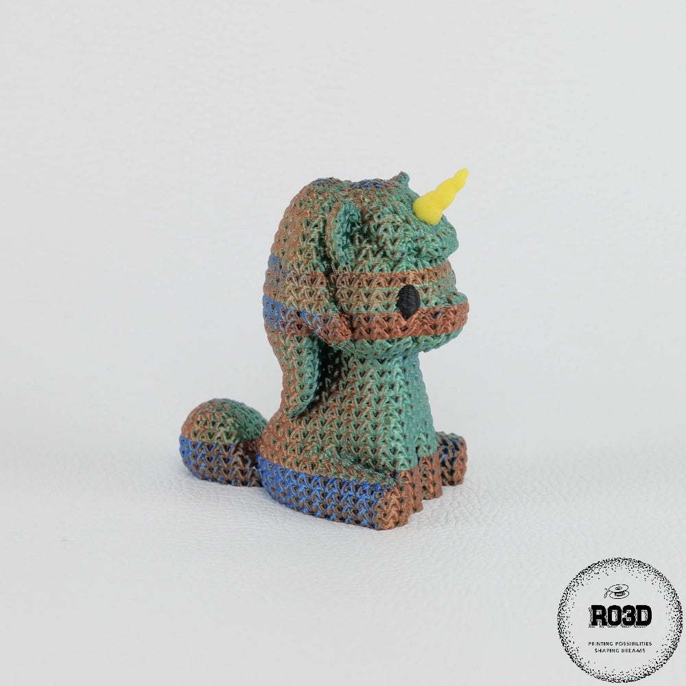 Knitted Unicorn unicorn tricotat 3D - detaliu corn și mască