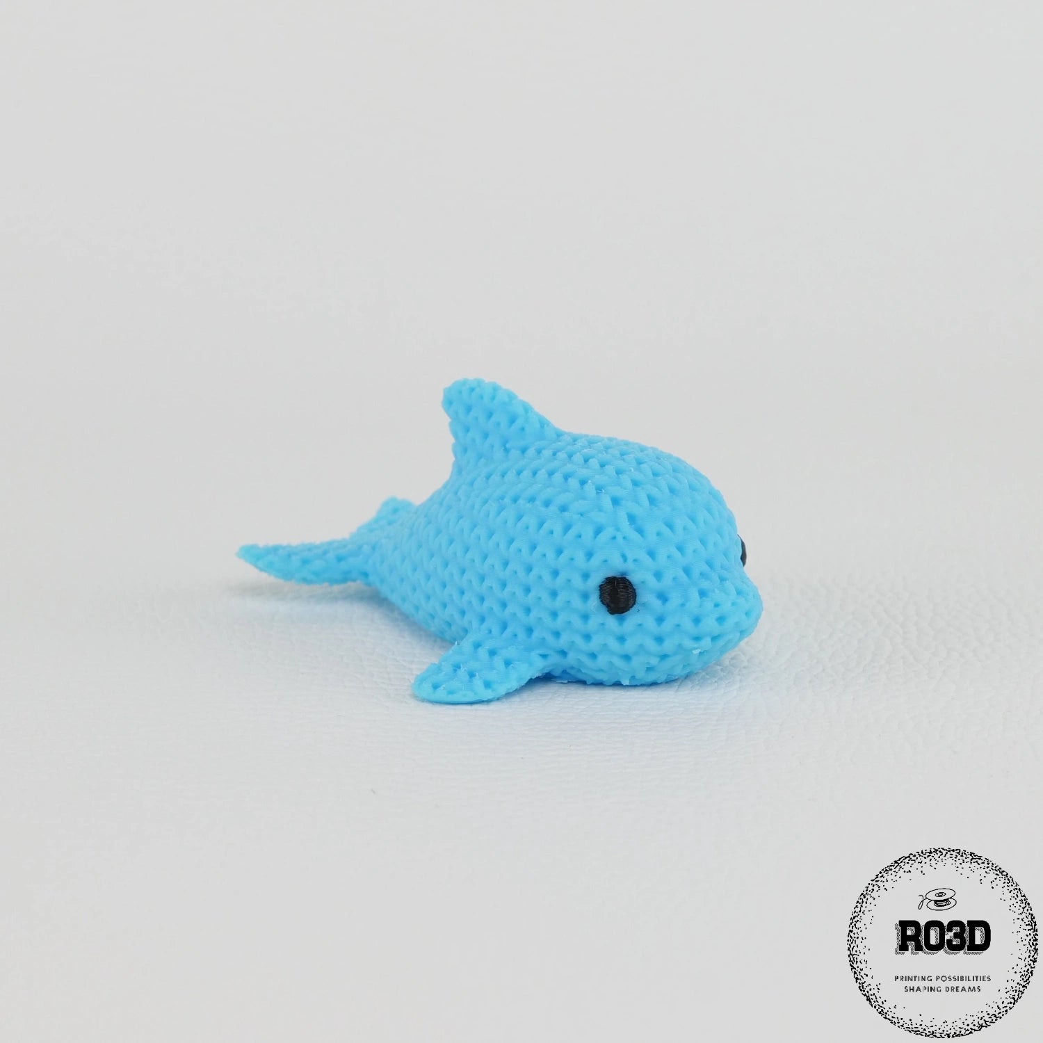 Delfin croșetat printat 3D - figurină decorativă Knitted Dolphin