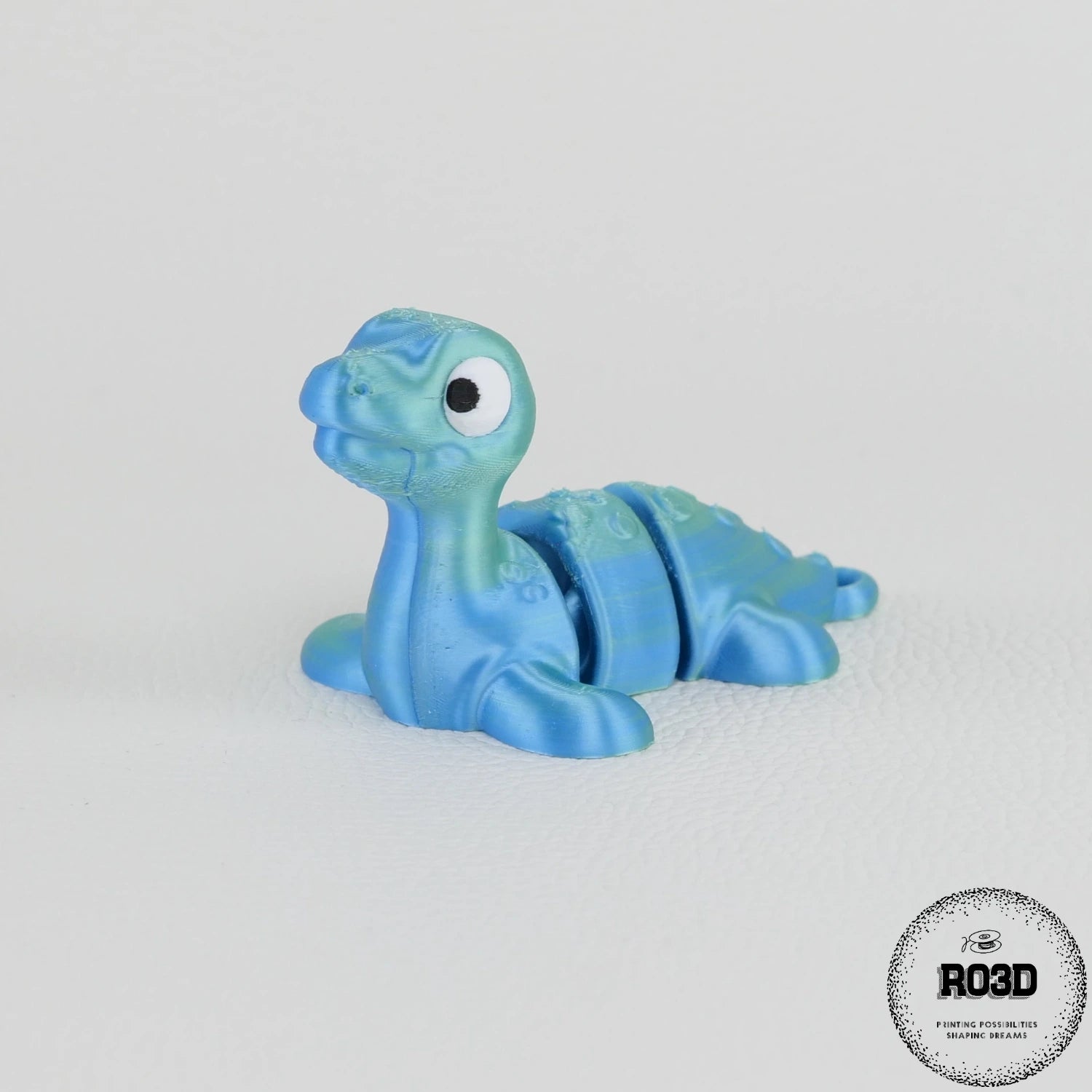 Flexi Lochness Monster articulat 3D - vedere laterală cu articulații flexibile, figură premium printată 3D