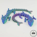 Dragon articulat Emerald Tide - detaliu aripi și corp cu tonuri smarald, figură 3D de calitate superioară RO3D