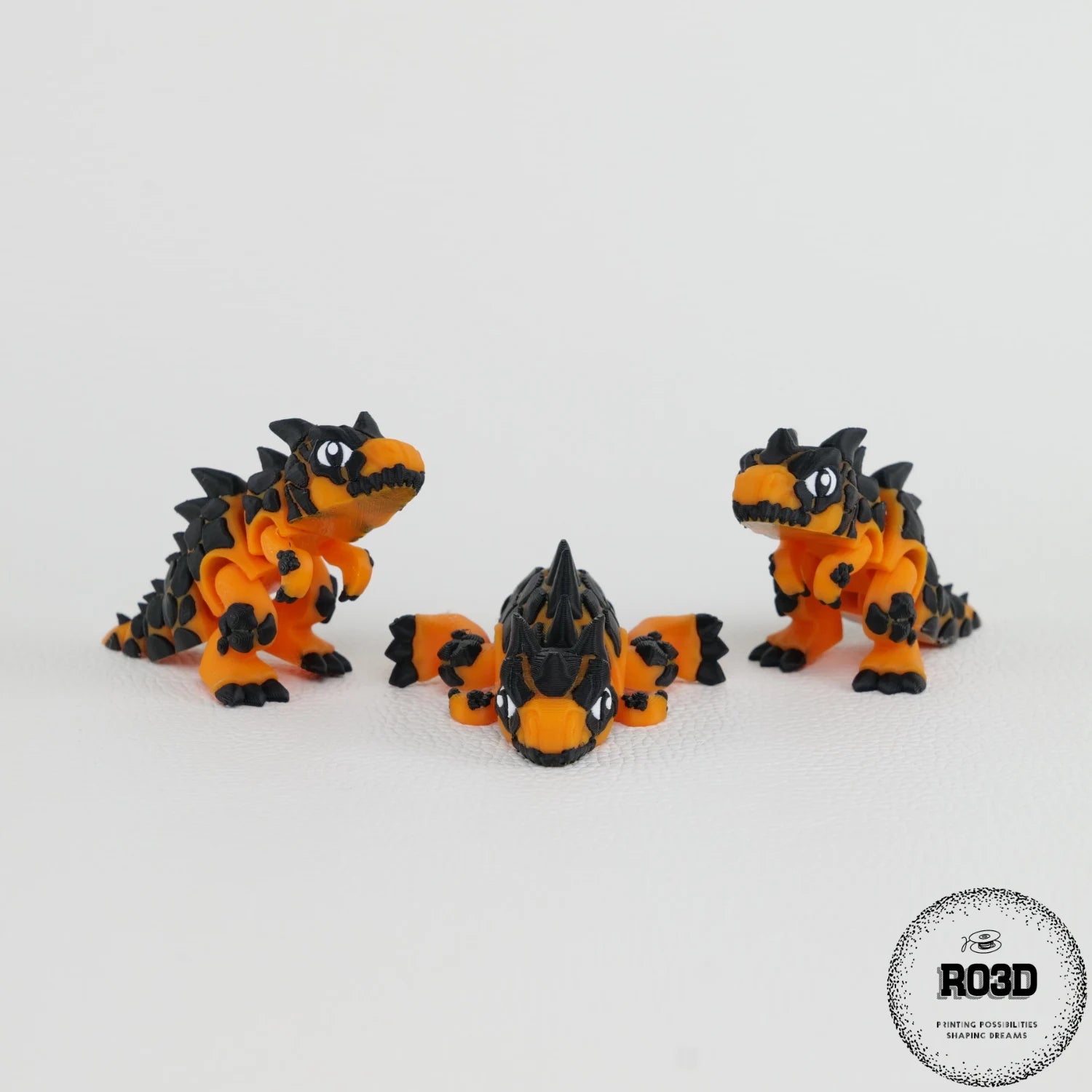 T-Rex Articulated Dinosaur figurină 3D - vedere frontală cap expresiv și membre articulate