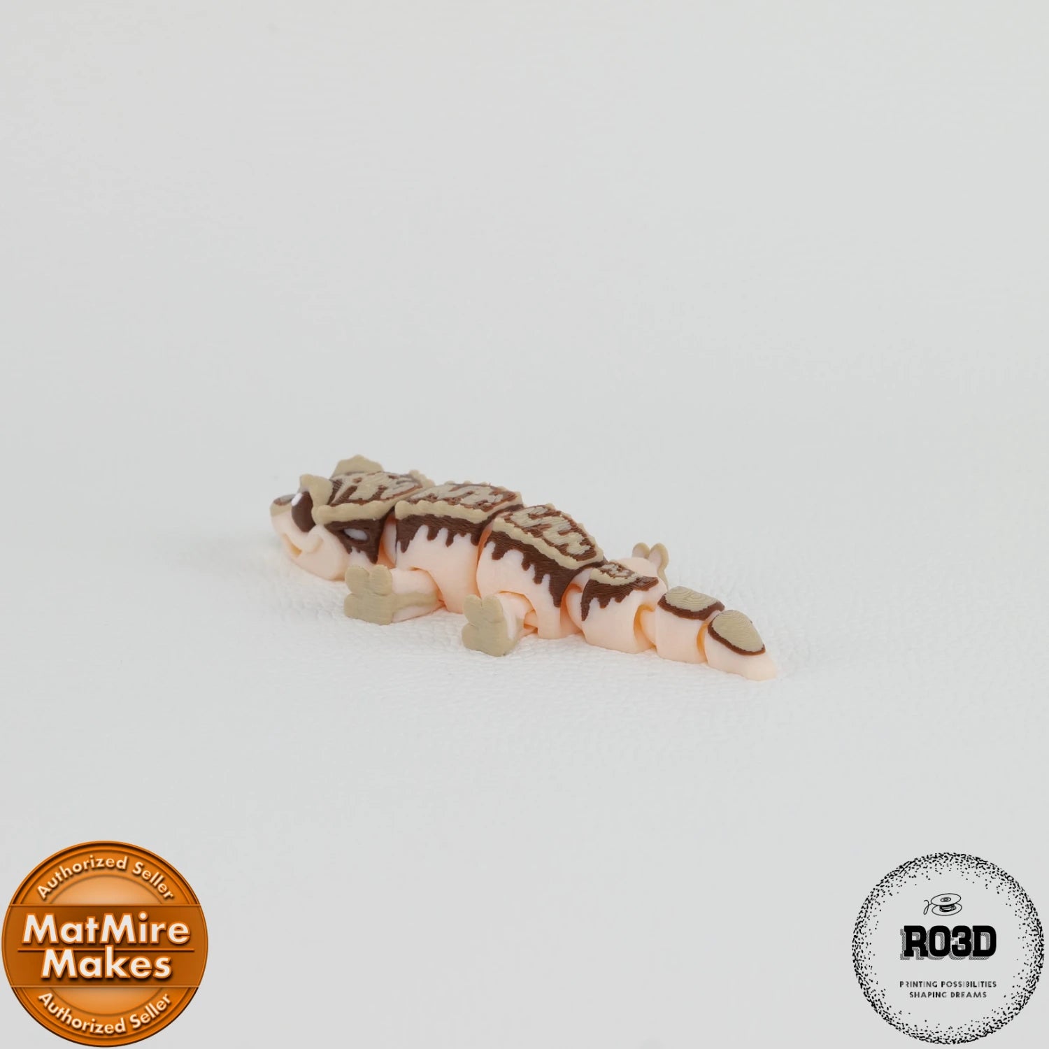 Crested Gecko - Gecko cu Creastă Articulat 3D, vedere din spate cu articulații vizibile și texturi detaliate