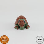 Mini Tortoise - Broască Țestoasă Articulată 3D cu Breloc, vedere laterală cu expresie adorabilă