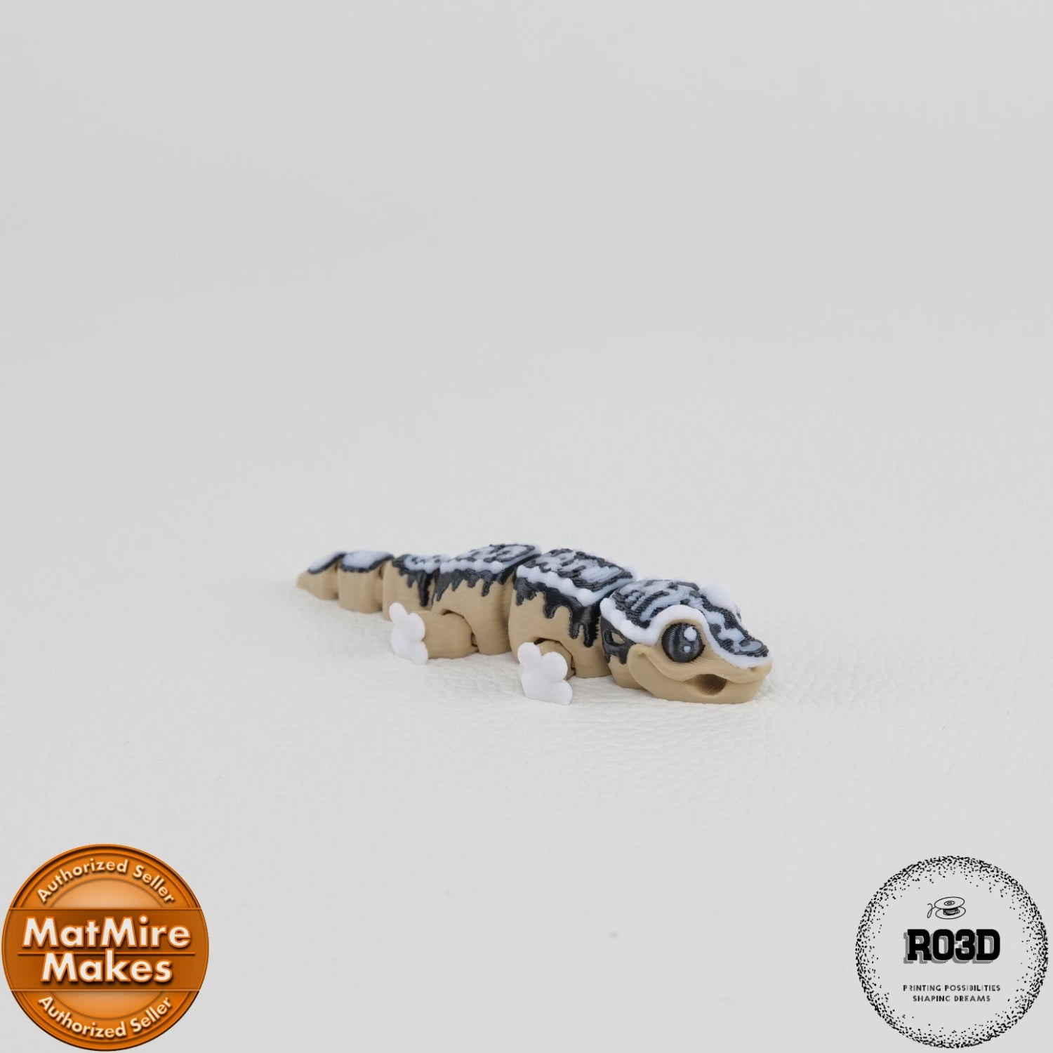 Mini Crested Gecko - Gecko cu Creastă Articulat 3D cu Breloc, vedere perspectivă cu creastă de la cap până la coadă