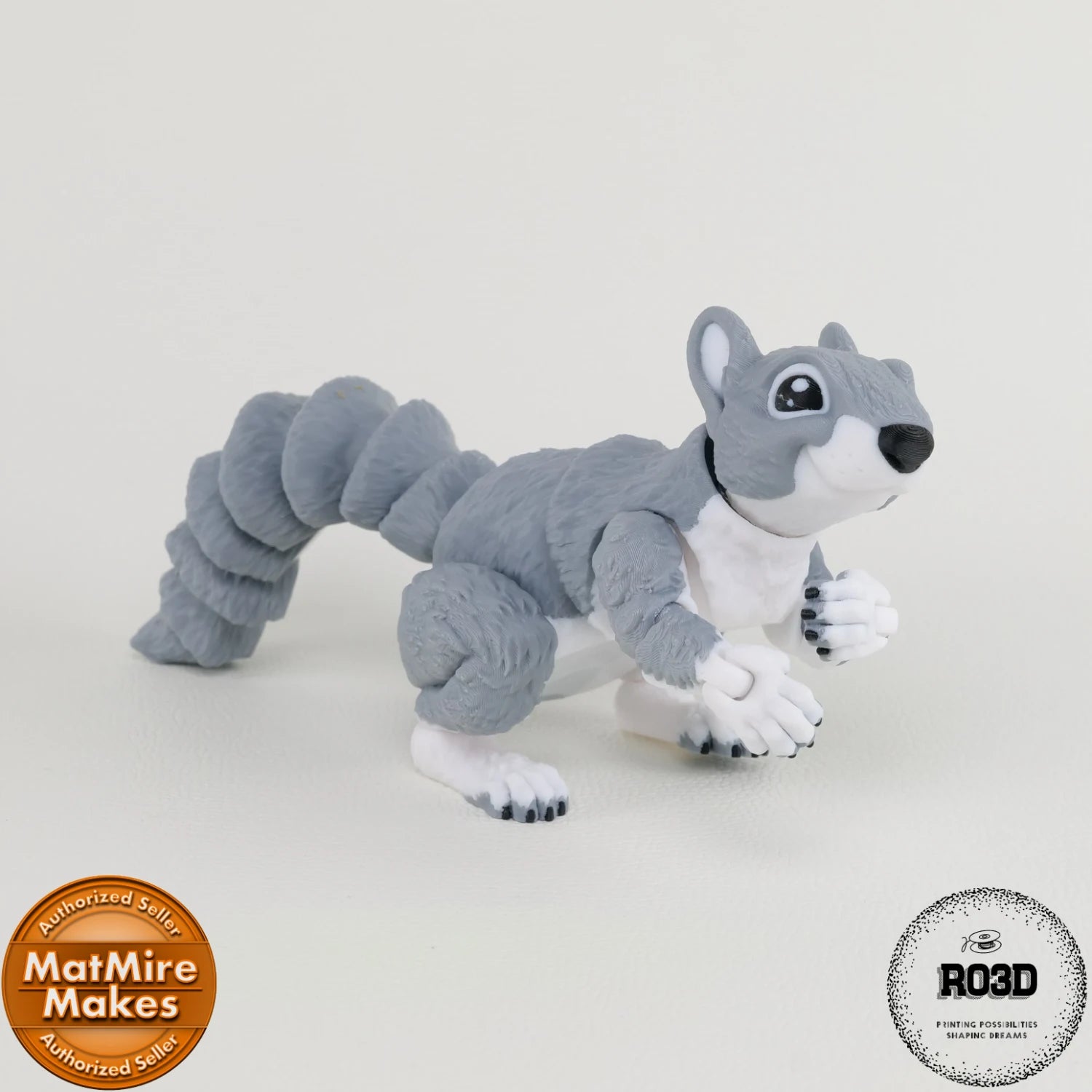 Squirrel - Veveriță Articulată 3D, vedere perspectivă cu cap expresiv și ochi mari caracteristici