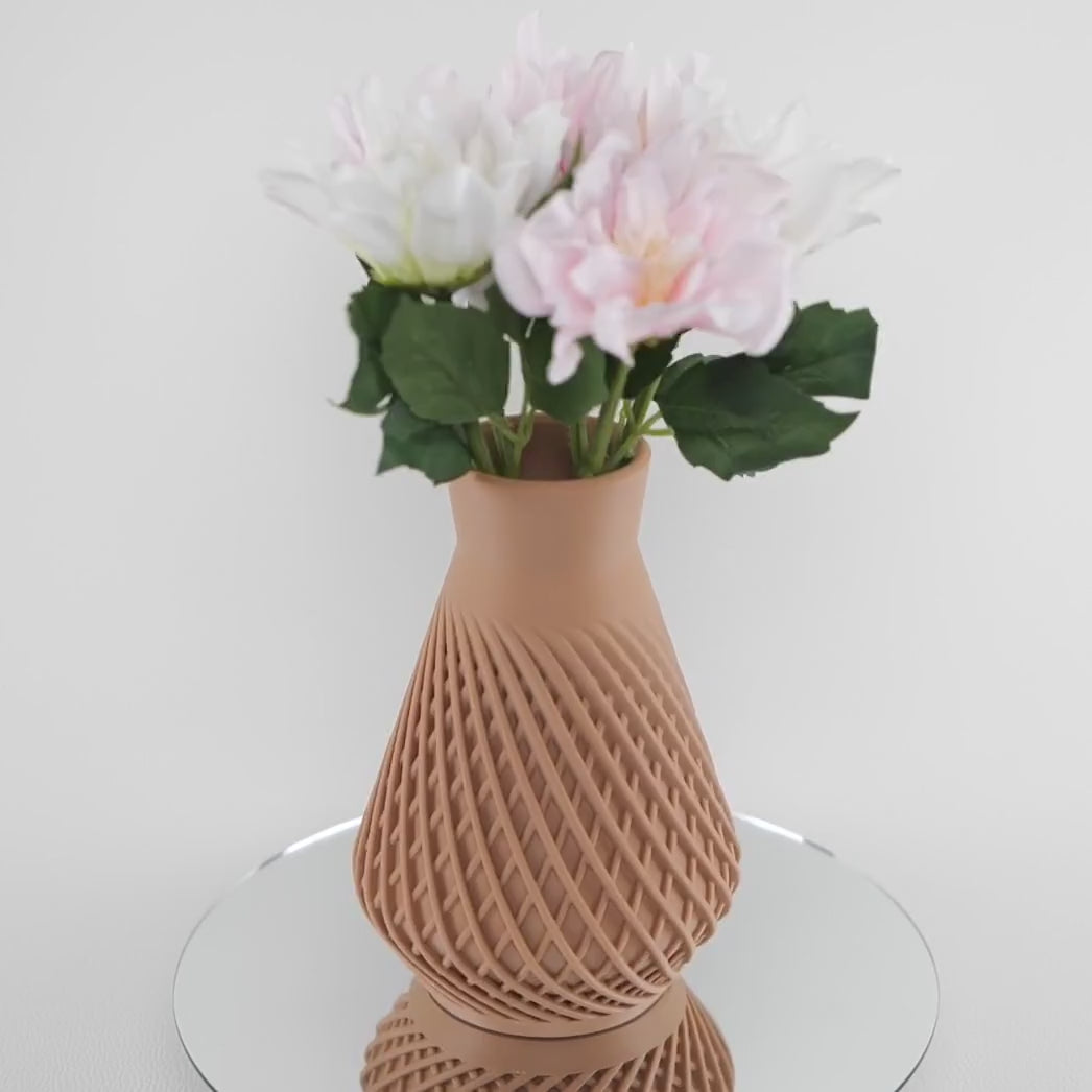 Vaza Influx - Vază 3D Geometric Modern Design Influx, demonstrație rotație 360° cu linii fluide dinamice și design geometric modern înalt 