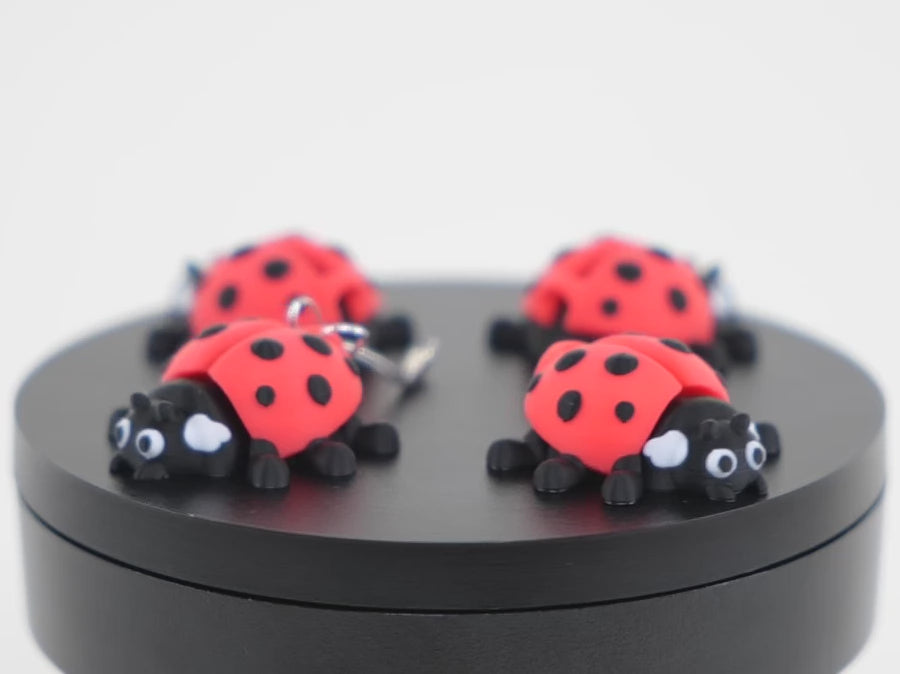 Articulated Ladybug buburuză articulată 3D - demonstrație mișcare articulații mobile, breloc interactiv print-in-place
