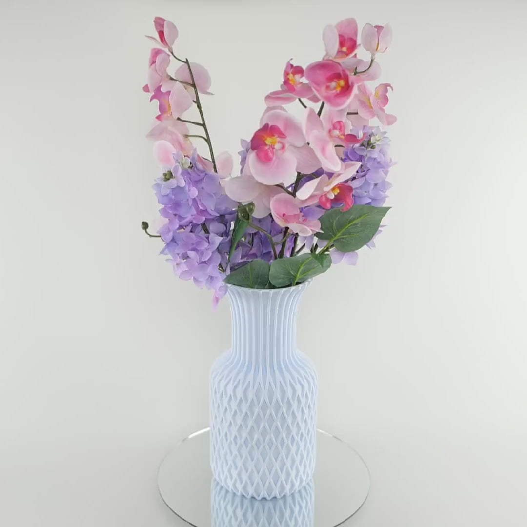 Juno - prezentare video vază decorativă 3D geometric cu design elegant, rotație 360 grade vază modernă cu linii rafinate, printată 3D în România