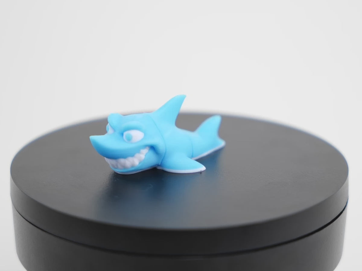 Flexi Shark rechin articulat 3D - demonstrație mișcare articulații flexibile, rechin print-in-place în acțiune
